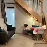 아파트 La Maison Des Vignes