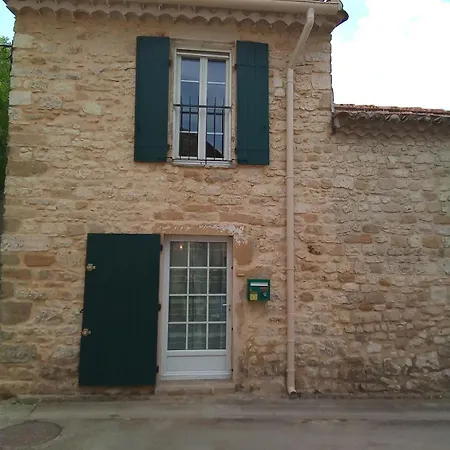 Апартаменты La Maison Des Vignes Garrigues-et-Sainte-Eulalie